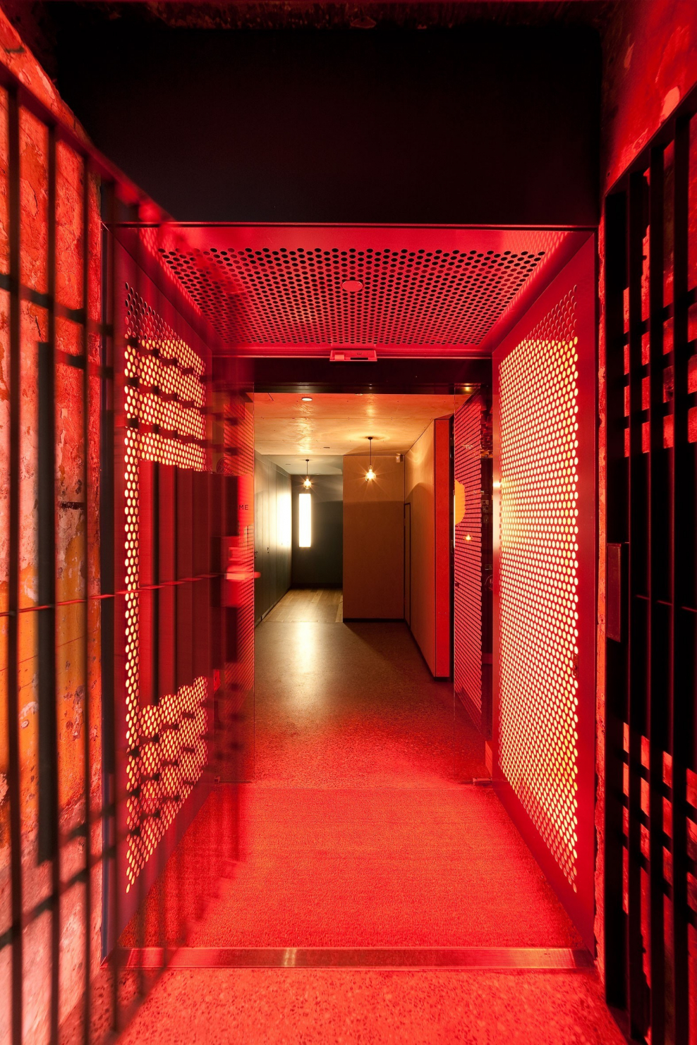 Коридор в кафе