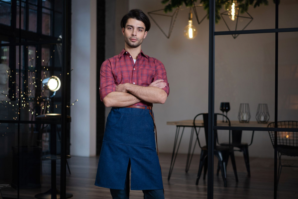 Густо синий