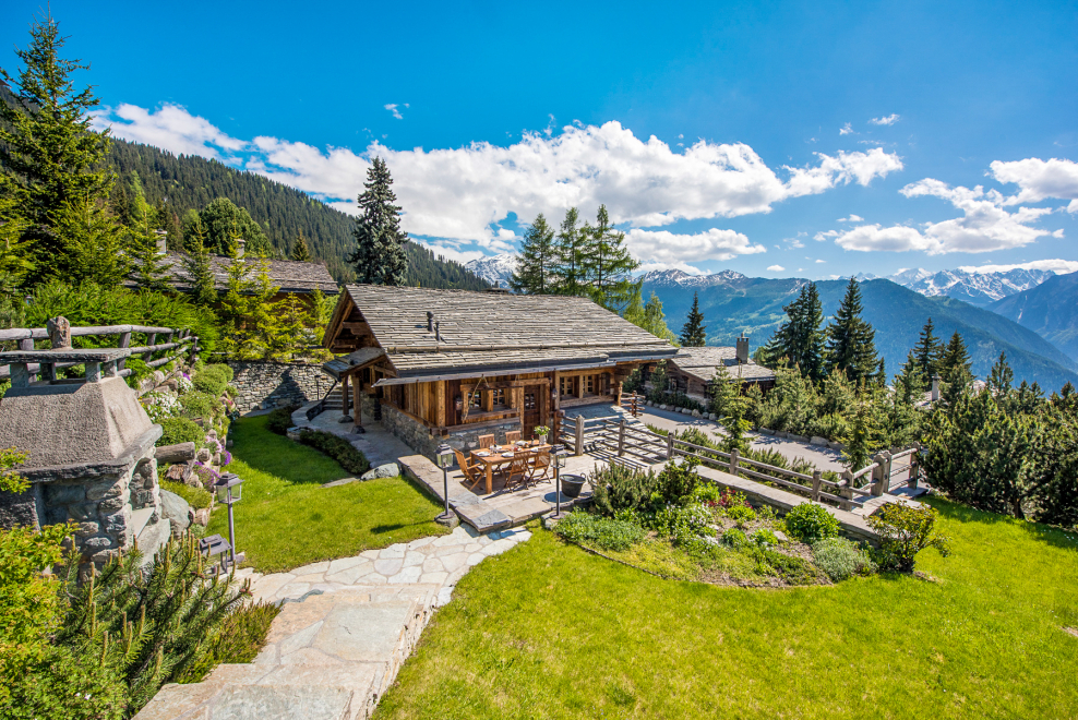 Шале в Альпах Швейцария