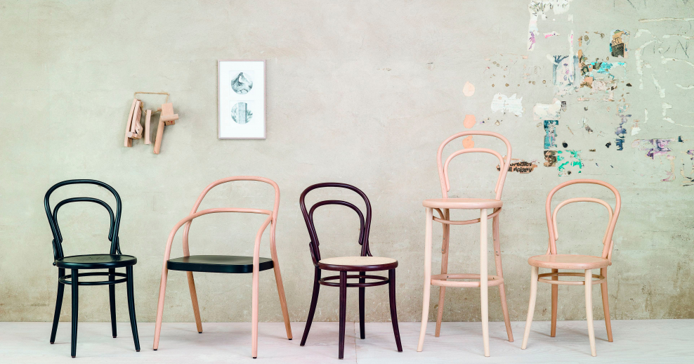 Нелепый интерьер стульев