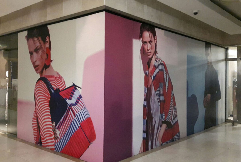 Печать на пленке на витрину