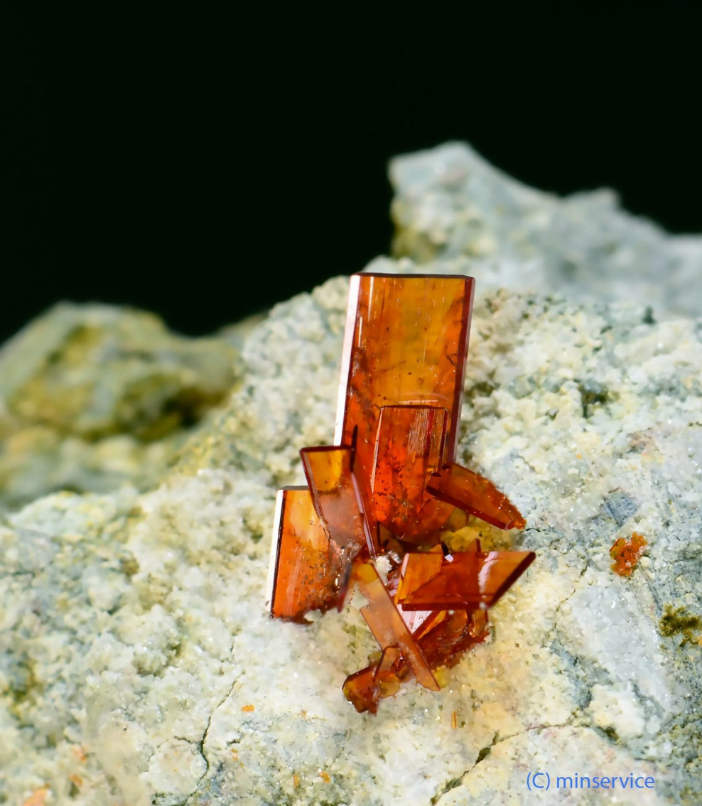 Патио каменного дома