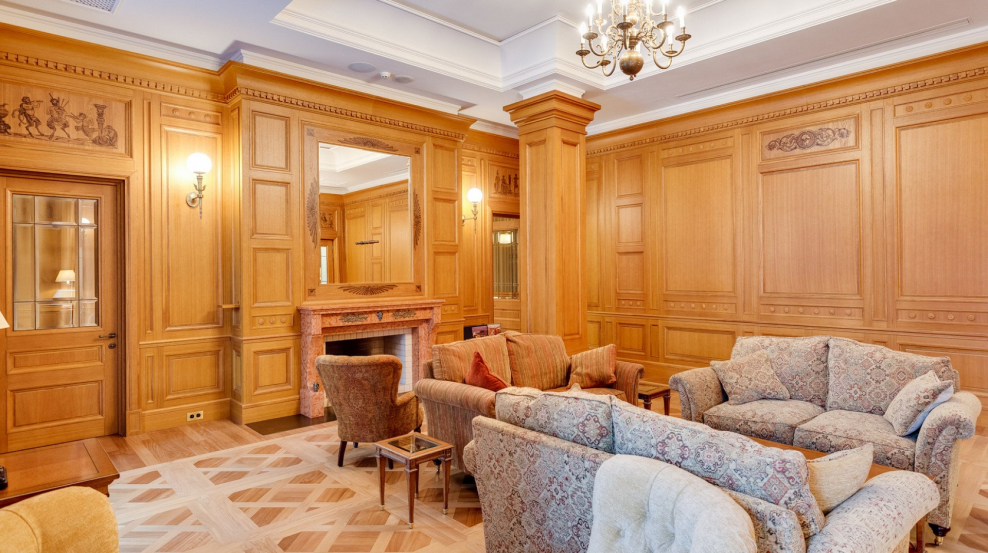 Квартира большая Никитская 31 квартира 19