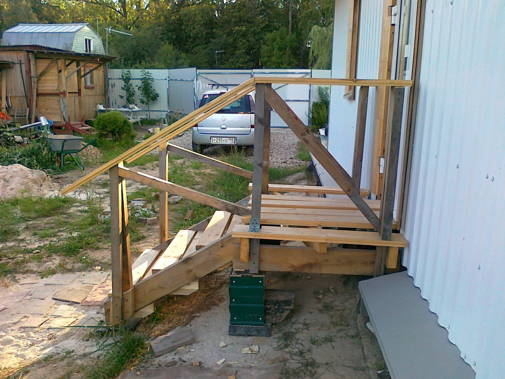 Каркас крыльца из бруса