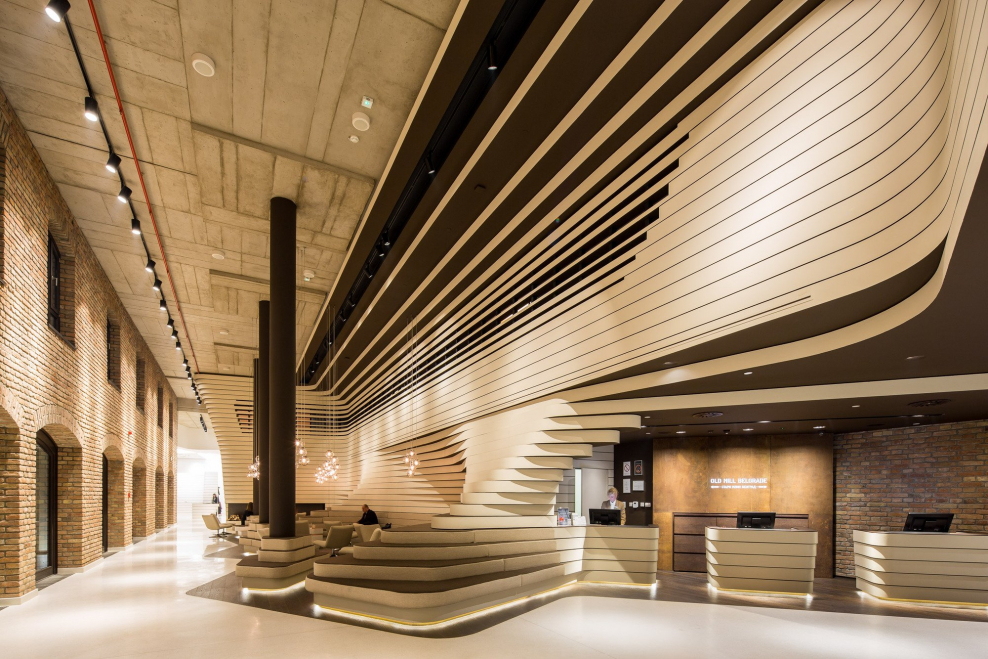 Интерьер общественного здания