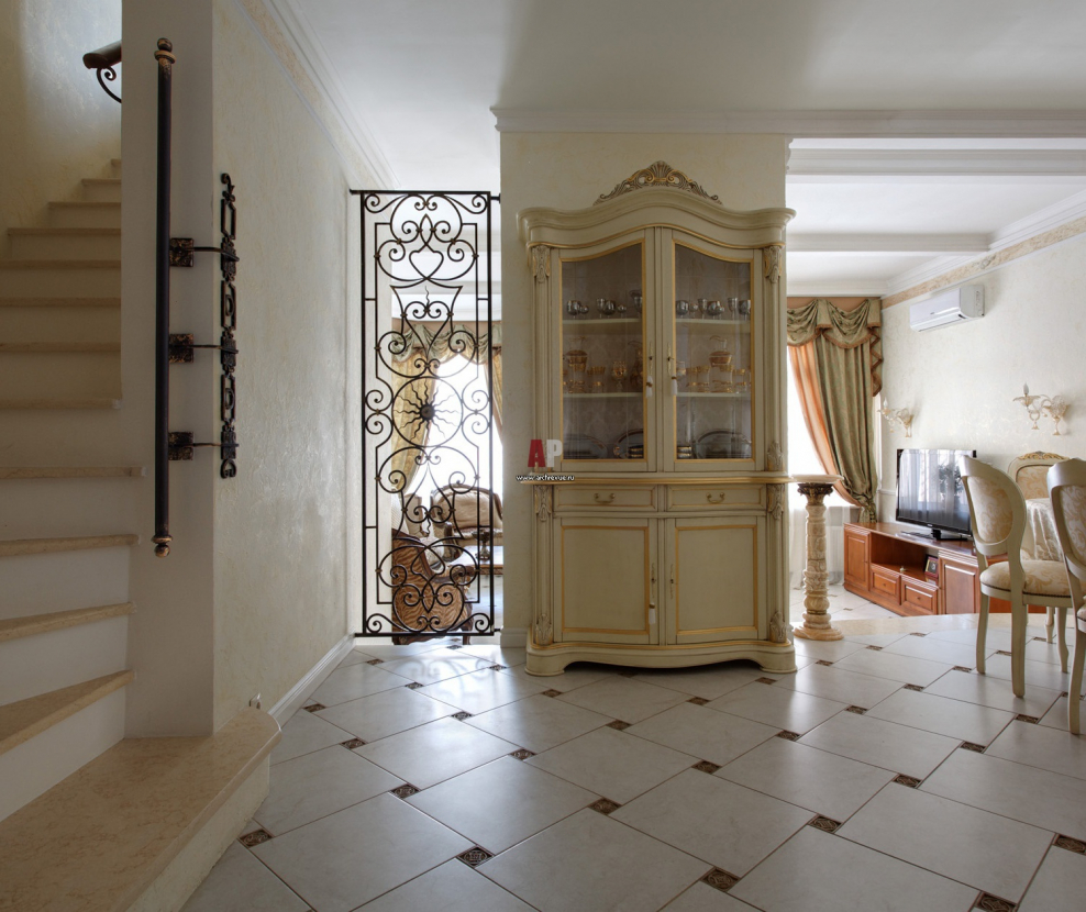 Прихожая в частном доме