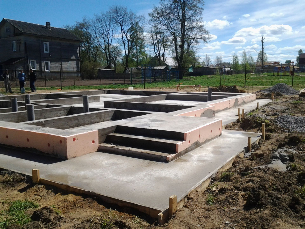 Фундамент из блоков для дома