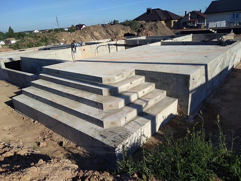 Монолитный бетон