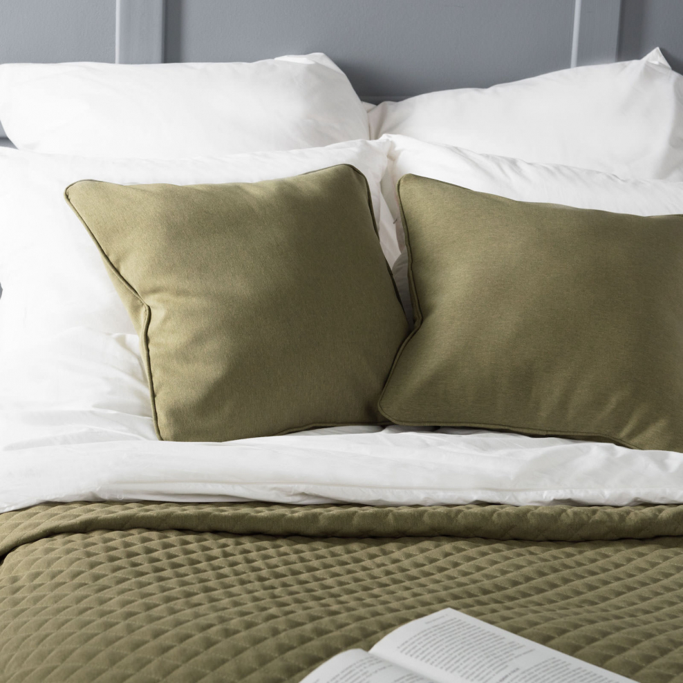 Оливковая подушка