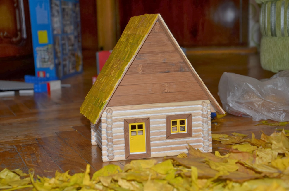 Подделка домик для детского сада