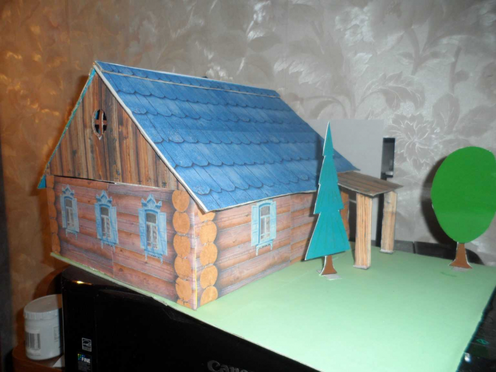 Макет избы
