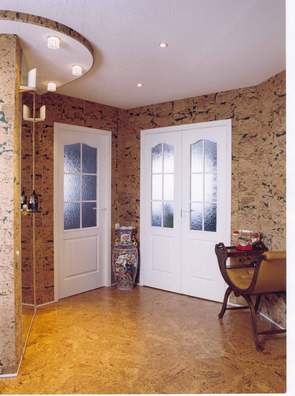 Ковролин на стене в интерьере