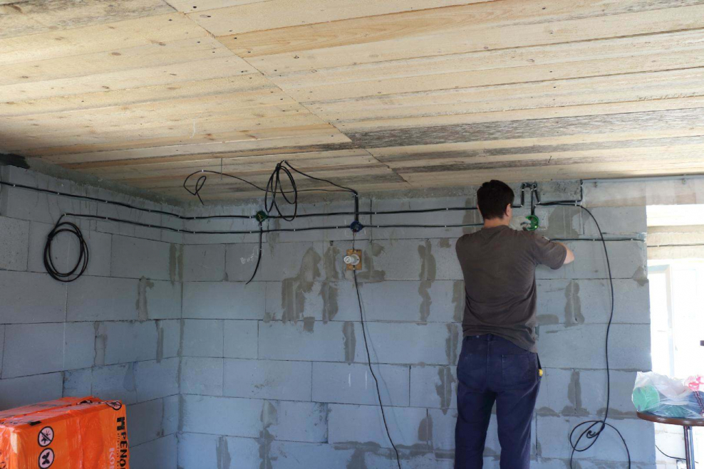 Монтаж электрики