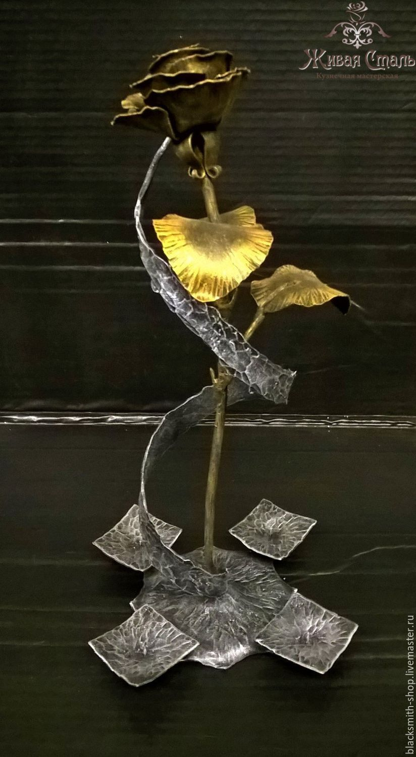 Кованая роза в интерьере квартиры (68 фото)