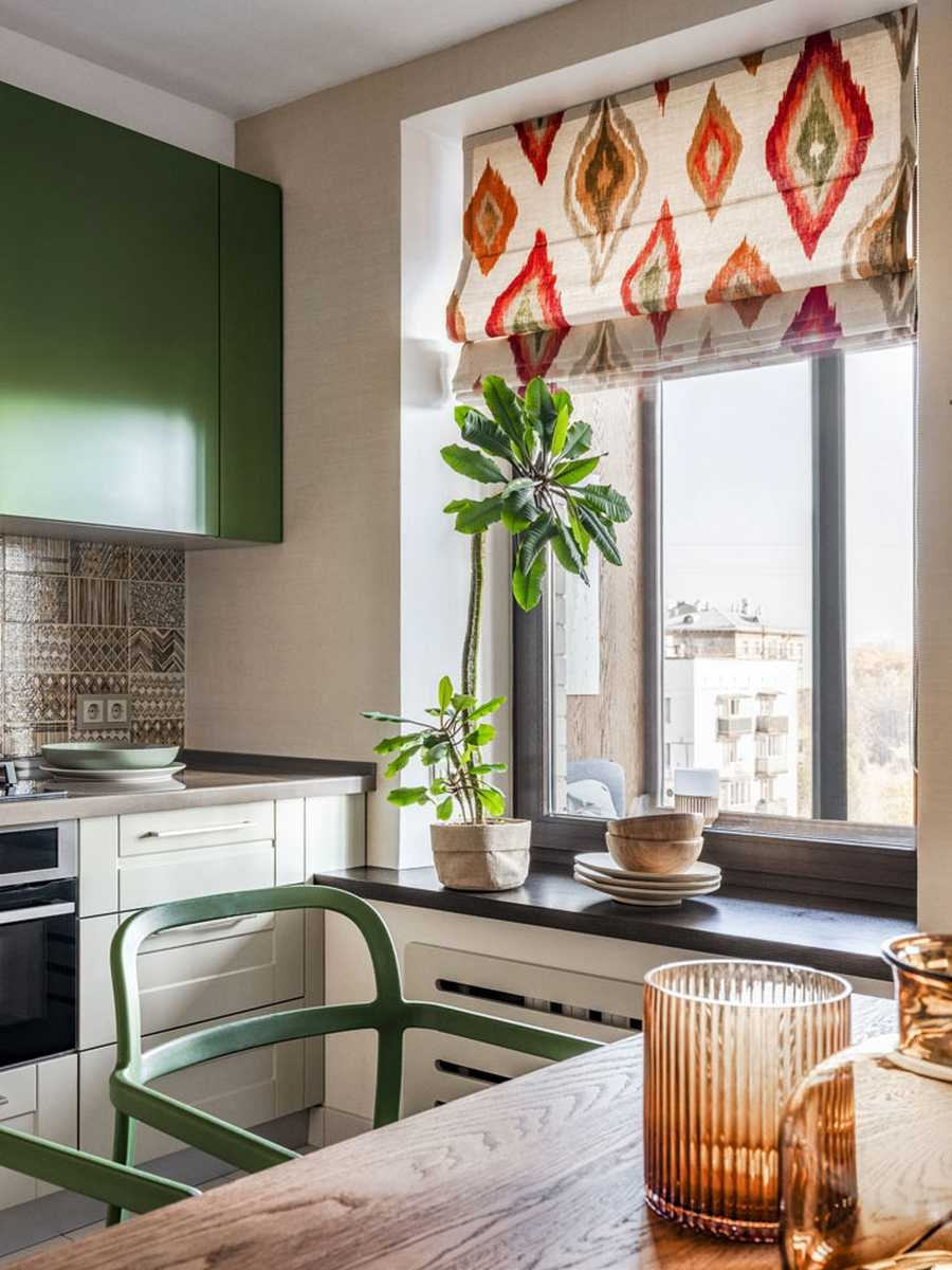 Римская штора на кухню