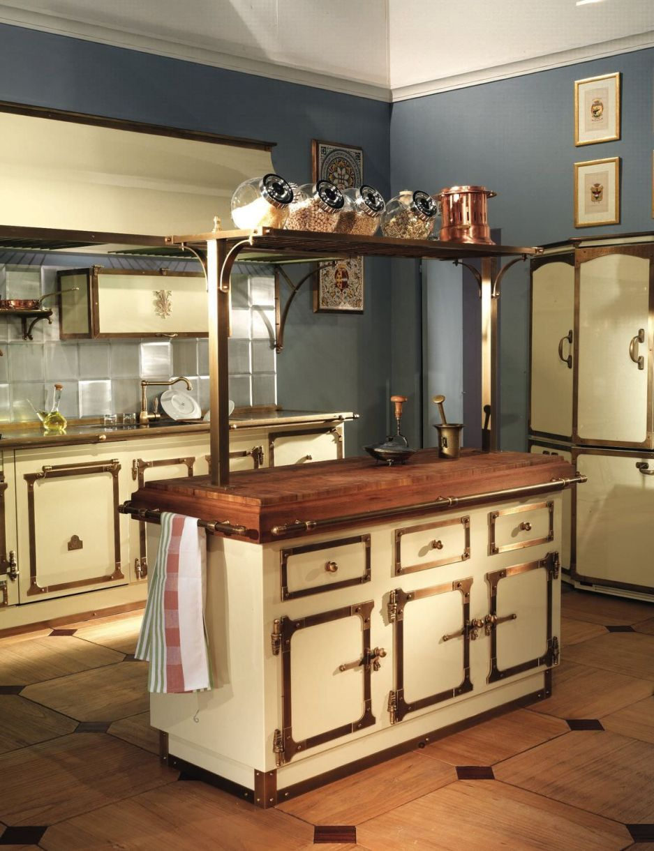 Кухонный гарнитур в винтажном стиле