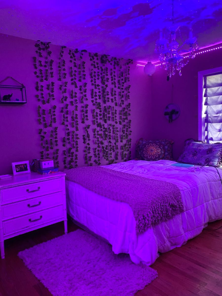Фиолетовая комната для подростка