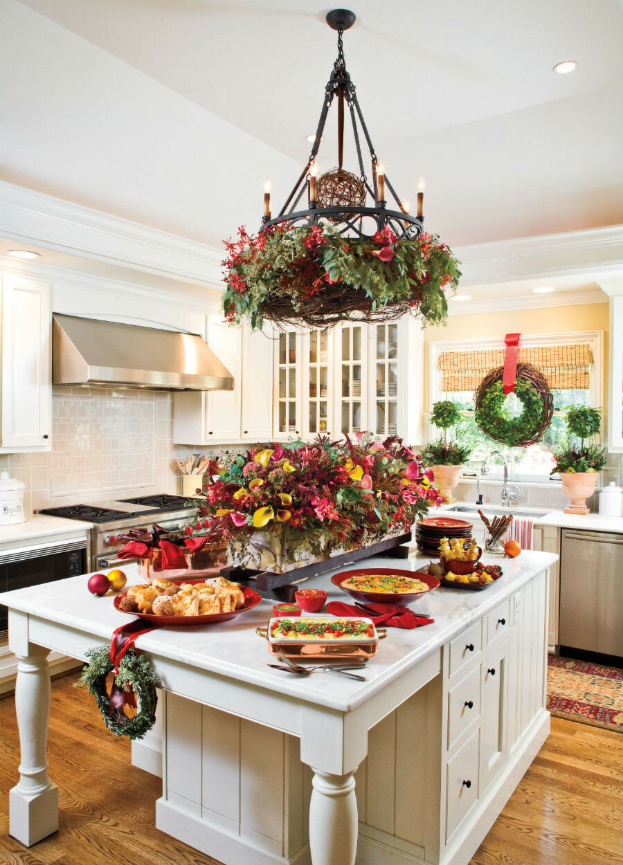 Украшение кухни на новый од