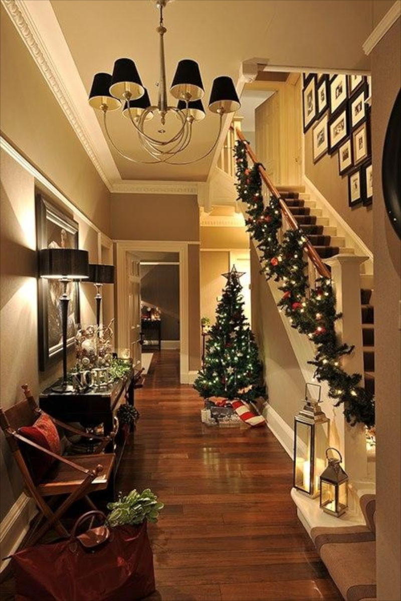 Украшение коридора на новый год