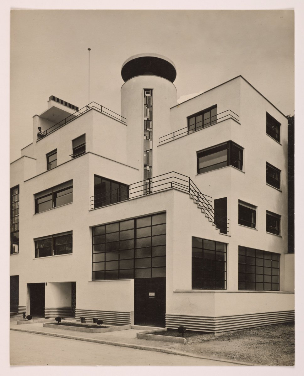 Дом культуры им. Русакова (Москва). Архитектор к. Мельников