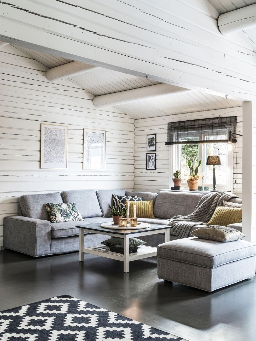 Скандинавский стиль в деревянном доме