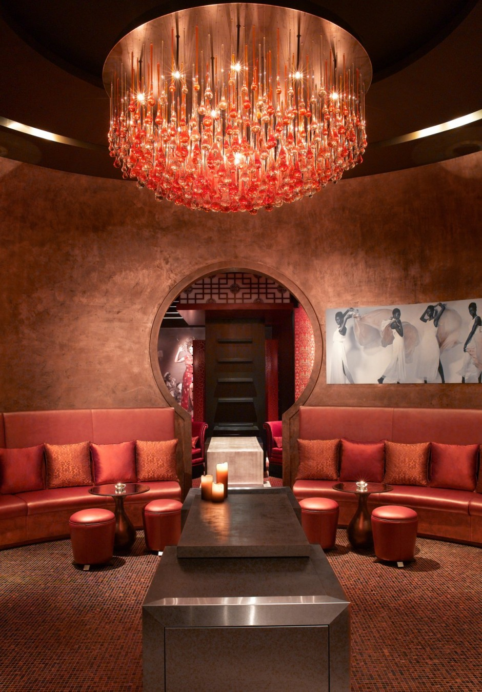 Уютный балкон с подсветкой