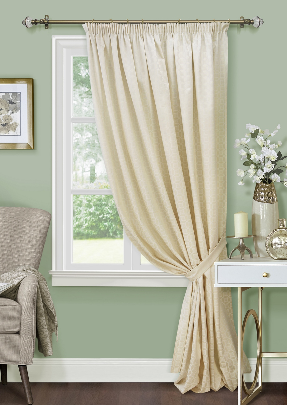 Шторы кауффорт