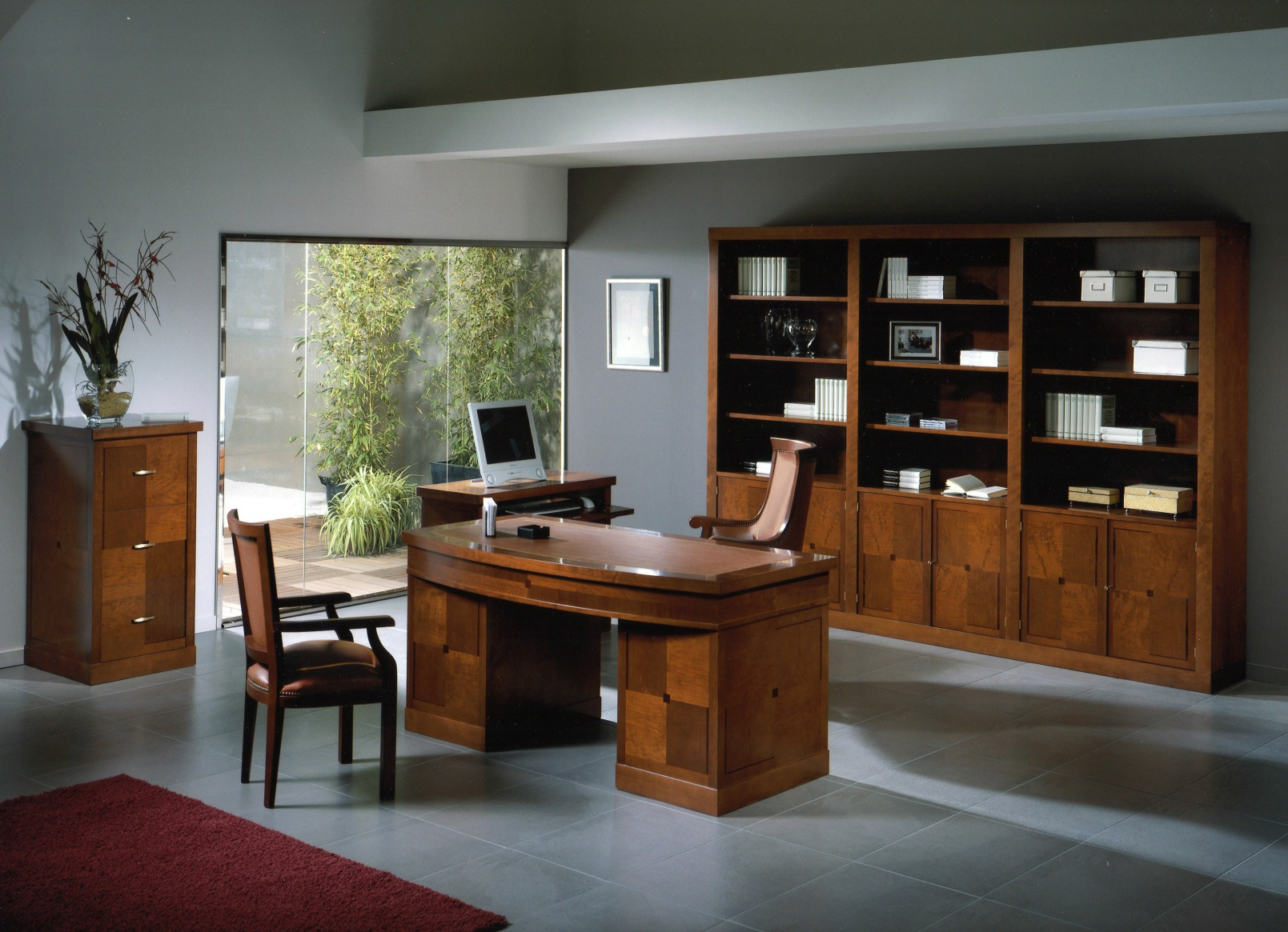 Каб ст. Мебель для кабинета руководителя. Мебель для кабинета в квартире. Мебель для кабинета в частном доме. Офис с темно коричневой мебелью.