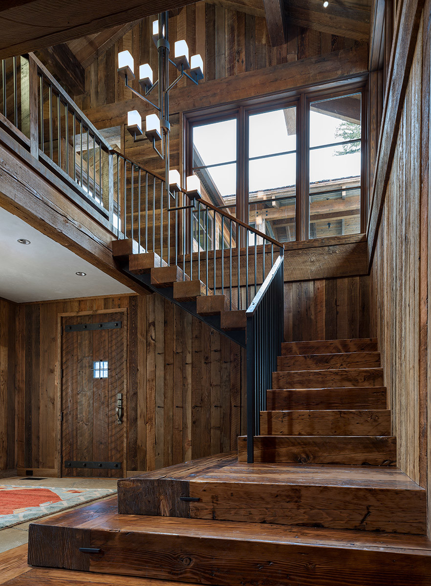 Лестница второй свет