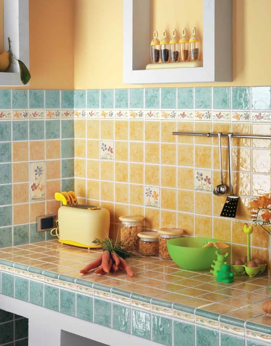 Керамическая плитка 10х10 для кухни Польша