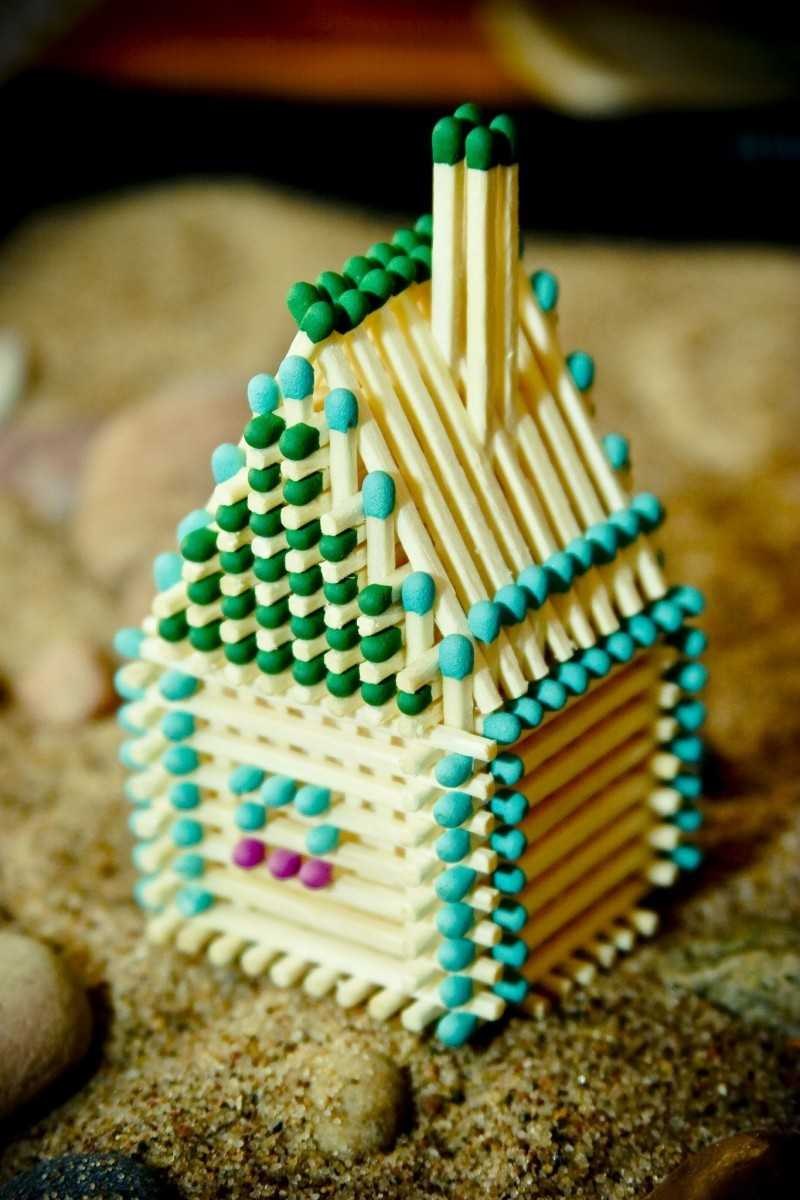 Поделка домик из спичек