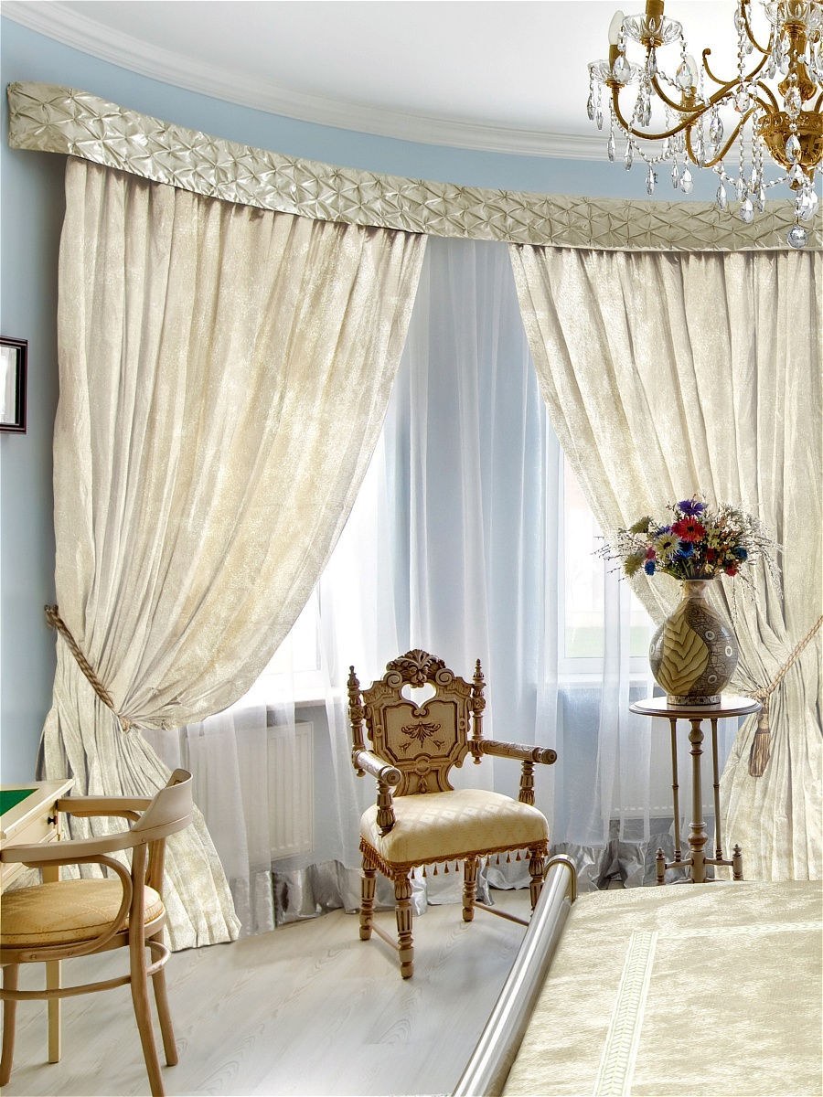 Велюровые шторы в гостиную