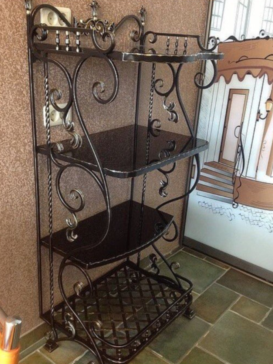 Кованая Этажерка