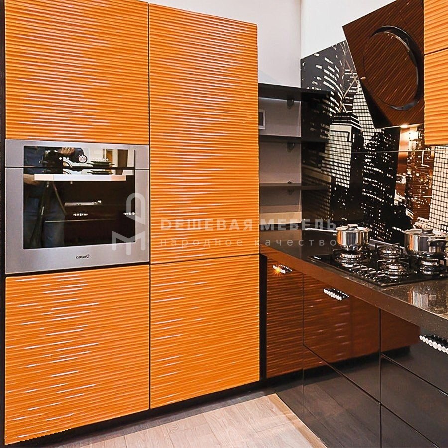 Оранжевая кухня