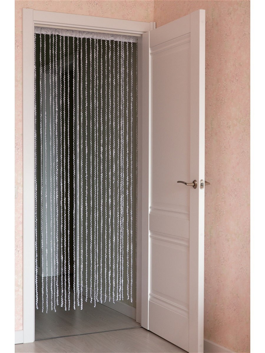 Шторы на дверной проем