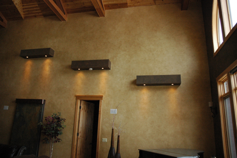 Камешковая декоративная штукатурка в интерьере