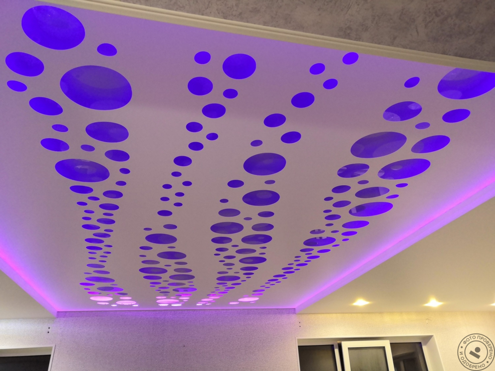 Салатовый потолок