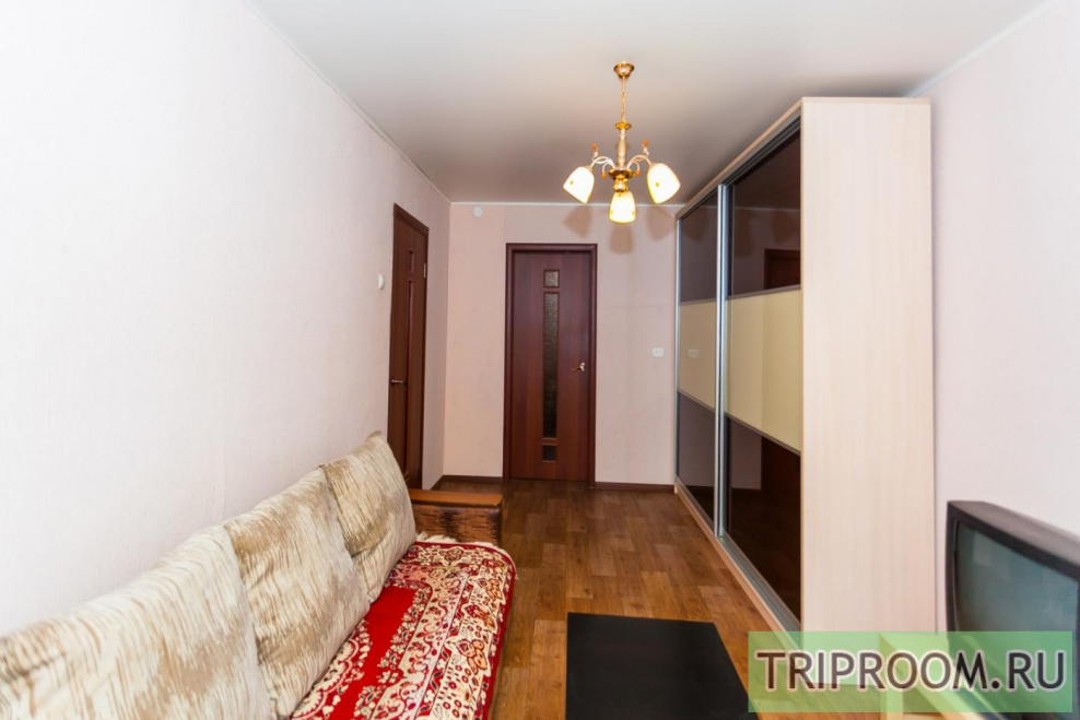 Двухкомнатная квартира с мебелью обставленная