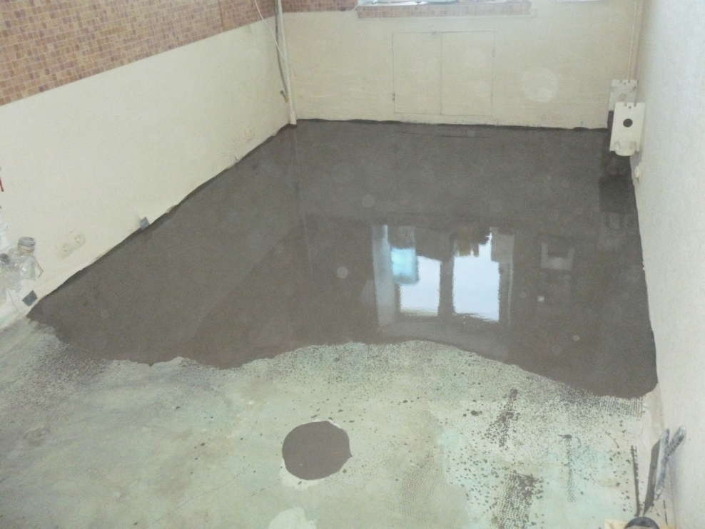 Наливной пол по деревянному основанию