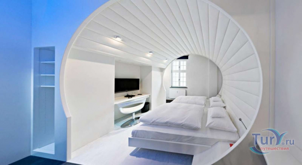 Необычные спальни