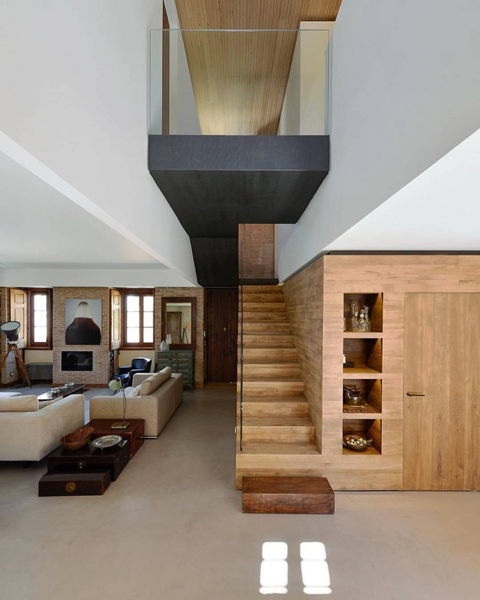 Большая двухэтажная квартира