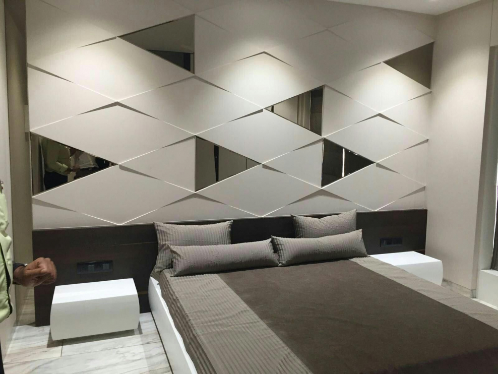 Зеркальные полоски в интерьере