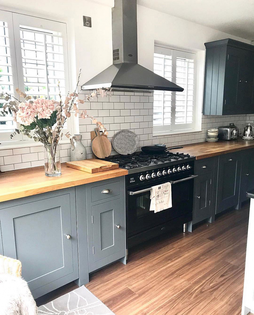 Кухня икеа белая столешница дуб