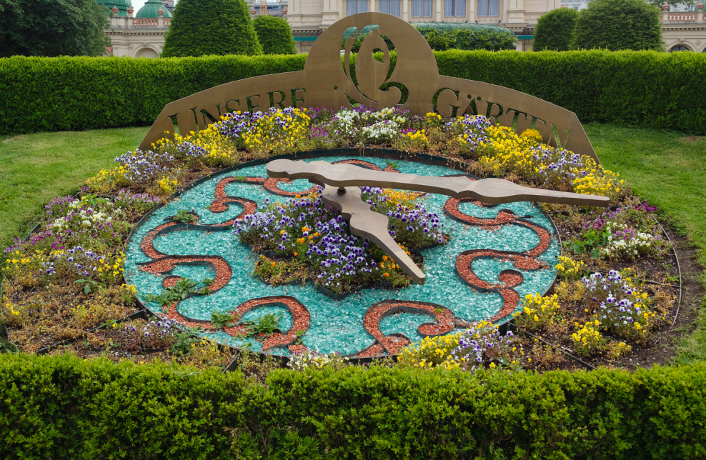 Организация работ по устройству цветников