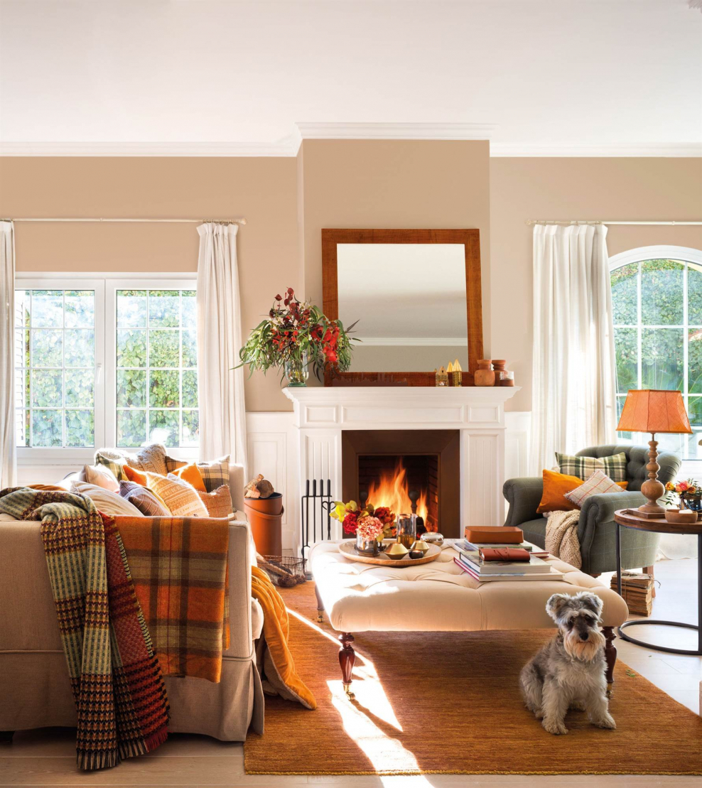 Уютная гостиная с камином