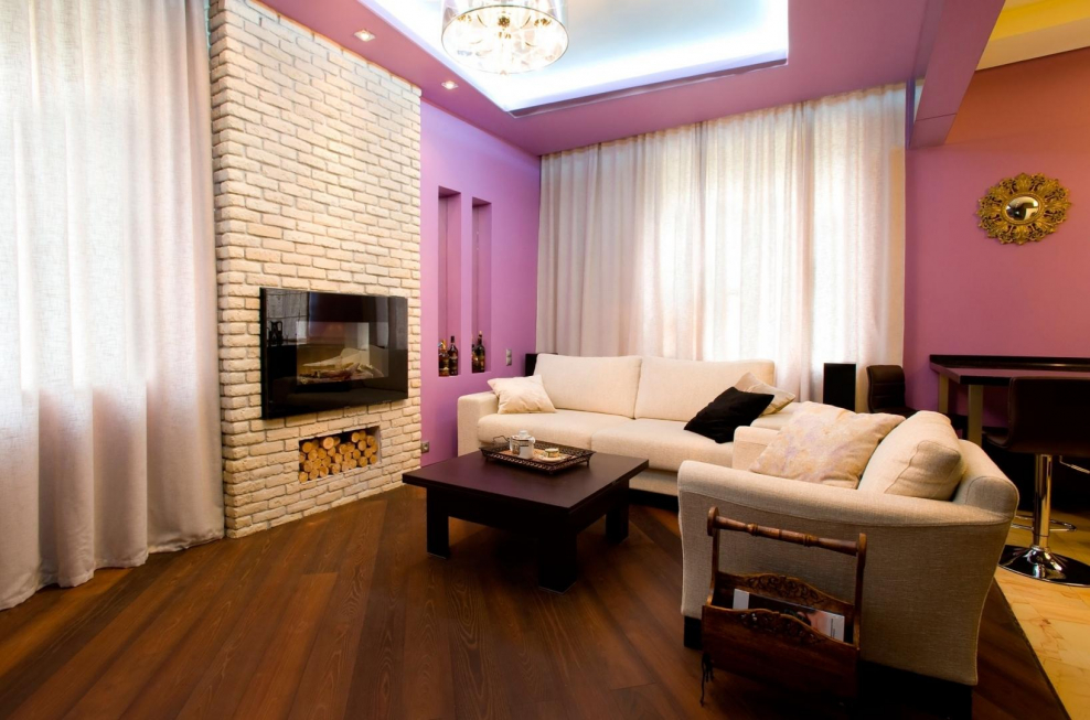 Камин в интерьере квартиры