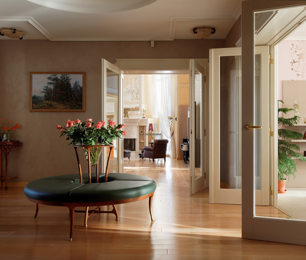 Большой проем в гостиной