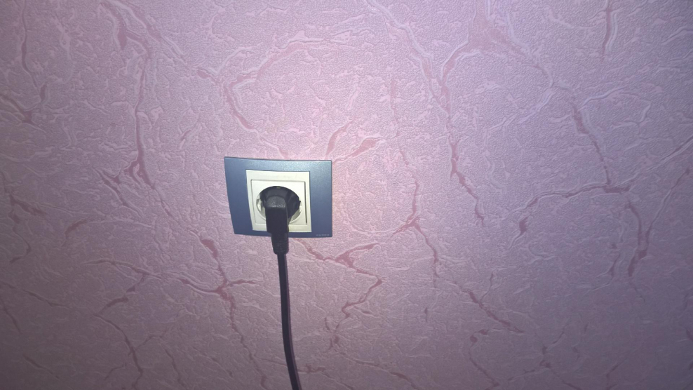 Штукатурка вокруг розеток