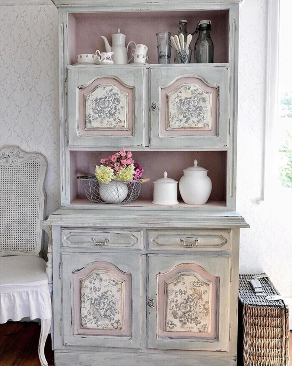 Мебель в стиле шебби Шик