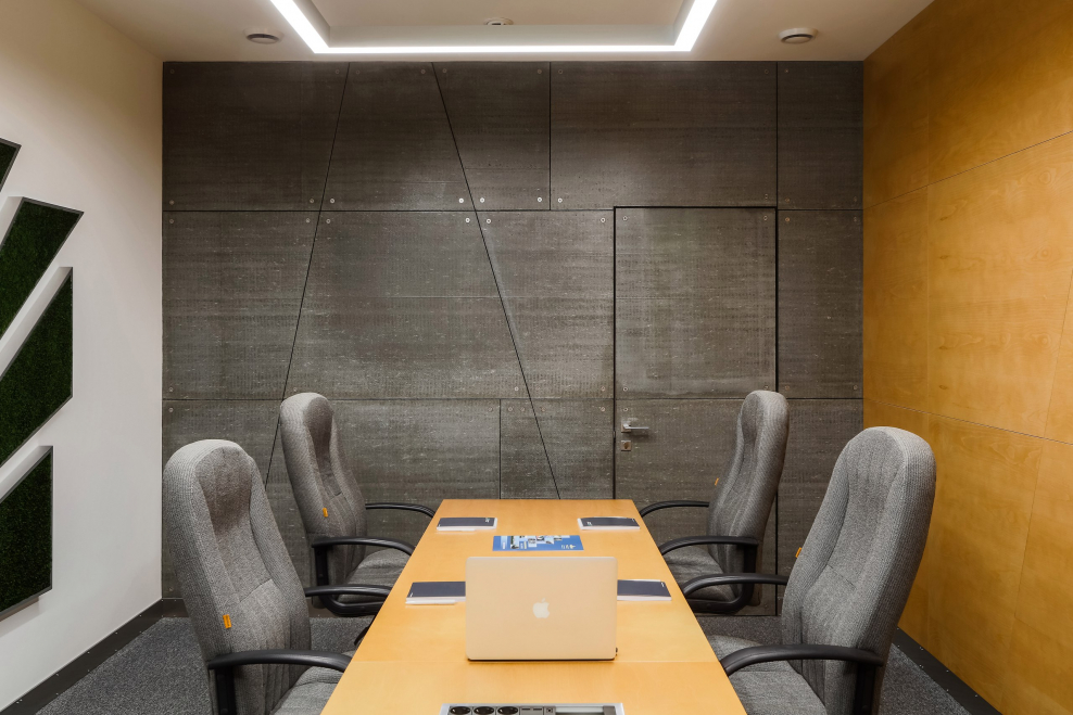 Отделка стен в офисе